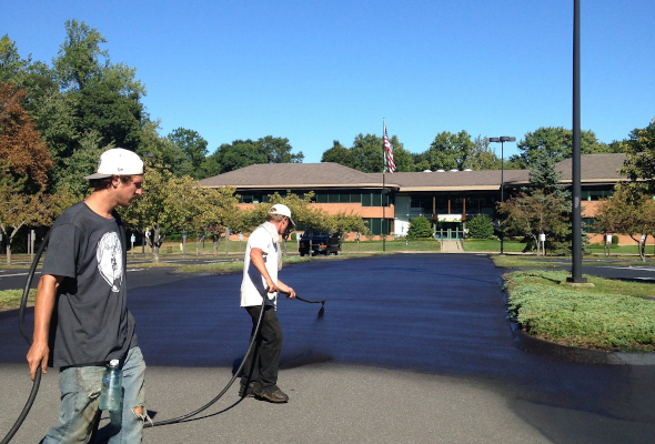 Sealcoating in Woodbridge Connecticut